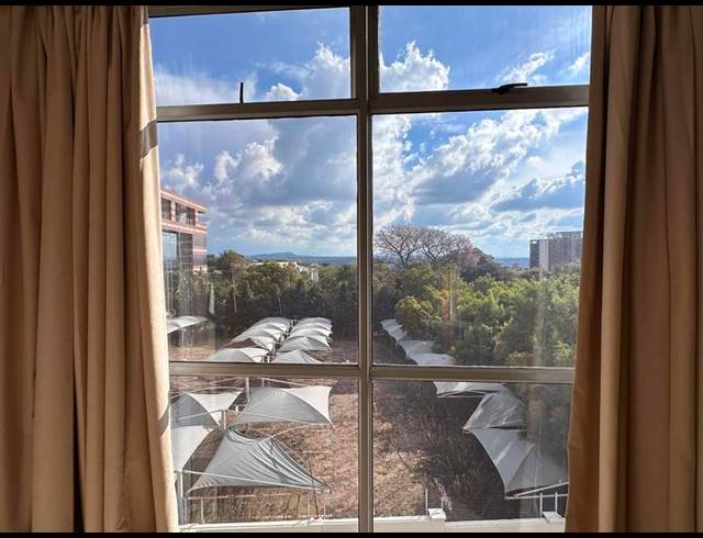 1 BEDROOM APARTMENT FOR SALE IN SANDTON CENTRAL